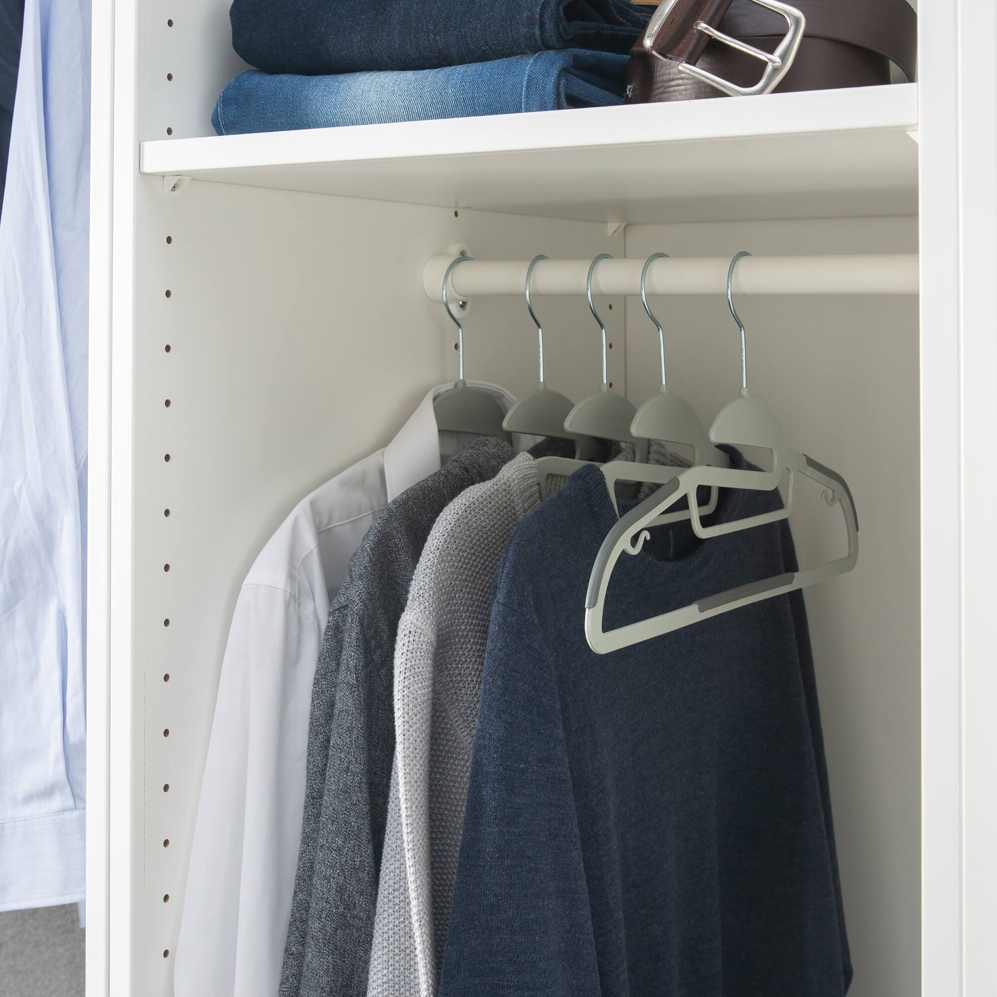 Simplify Ultimate Hangers, 8ct.